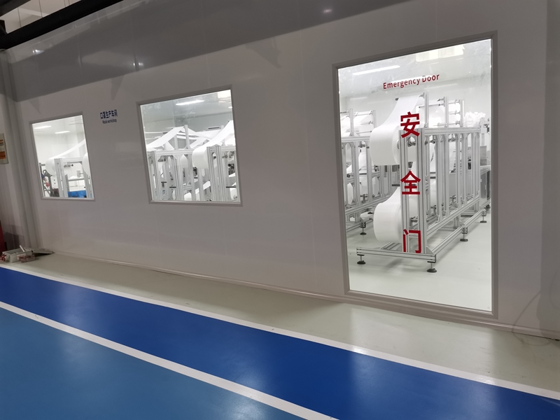 口罩生产车间